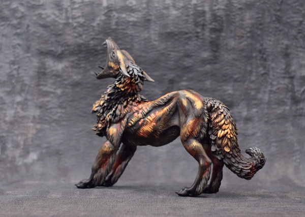 black-wolf-monster-figurine-sculpture-toy-animal-9.JPG