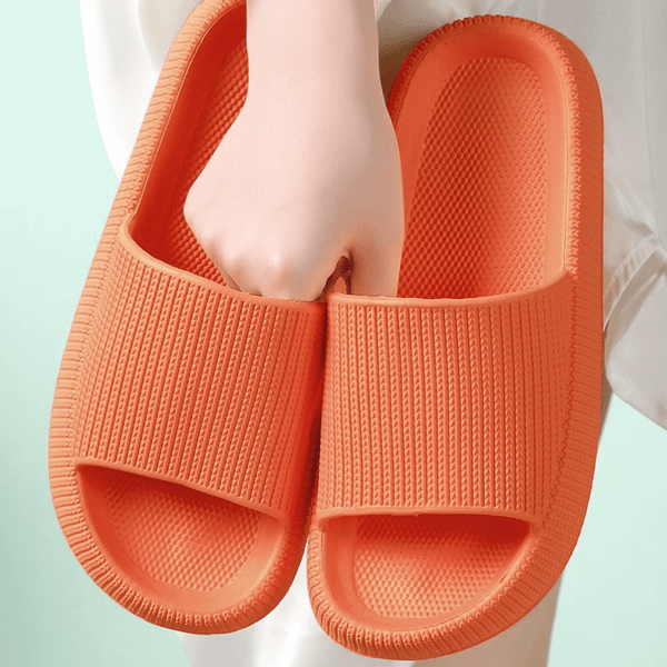 thickantislipslippers4.png