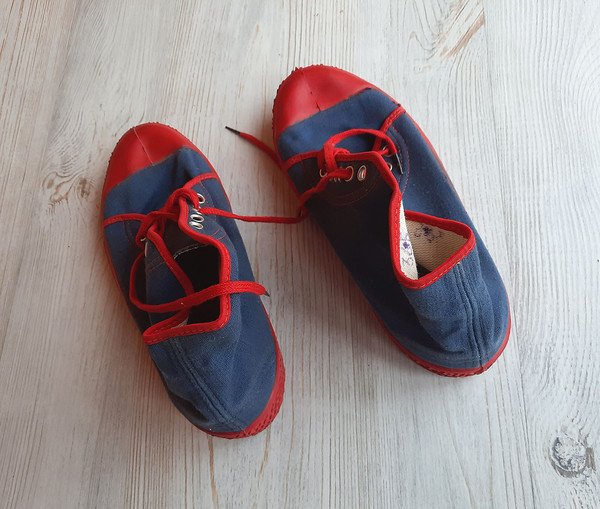 blue_russian_teenager_sport_shoes_vintage7.jpg