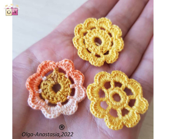 Medium_flower_crochet_pattern (2).jpg