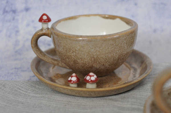 mushroom-mug-and-saucer (4).JPG