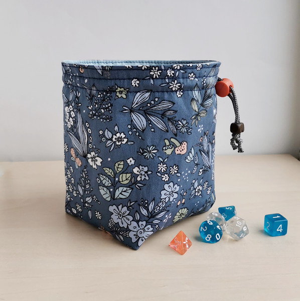 Handmade dice bag with pockets (5).jpeg