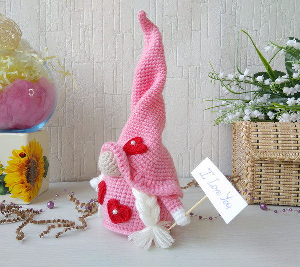 gnome-amigurumi-crochet-pattern-set.jpeg