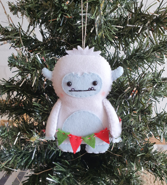 Yeti Ornament, Gentle Smile Yeti, Felt Christmas Ornament, B