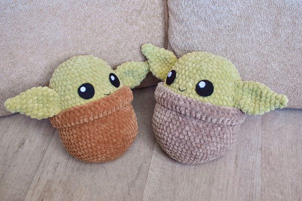 Crochet Baby Yoda pattern .jpeg
