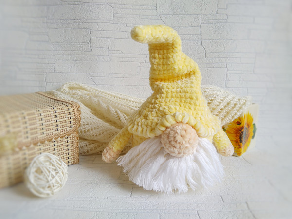 crochet gnomes pattern.jpeg