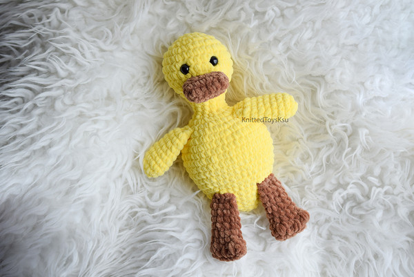 duckling-snuggle-lovey