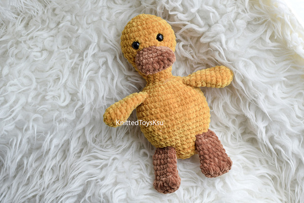 platypus-crochet-amigurumi-pattern