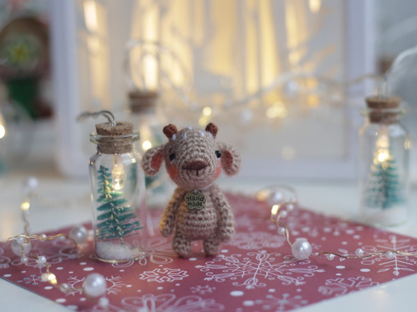 christmas-deer-miniature-crochet-toy.jpeg