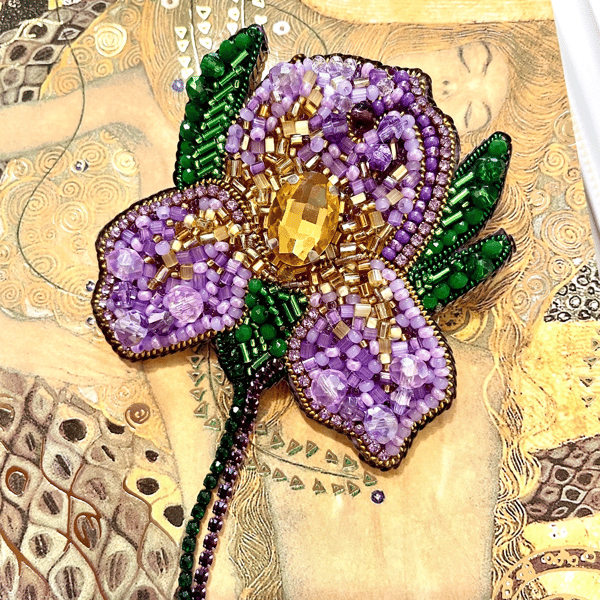 Floral Bead Embroidery Brooch Tutorial Using Aida Cloth / The