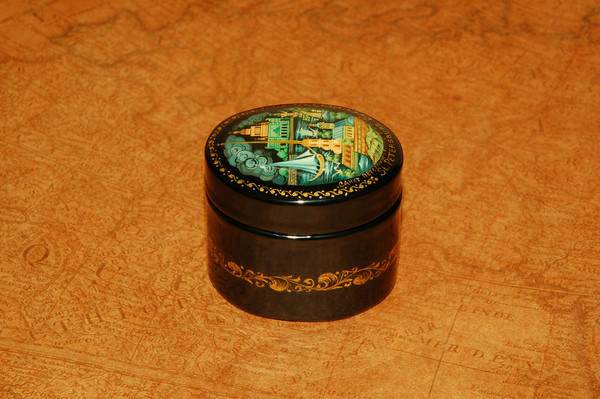 Small Russian lacquer box
