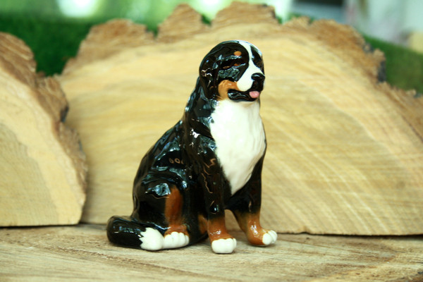 statuette Bernese Mountain Dog