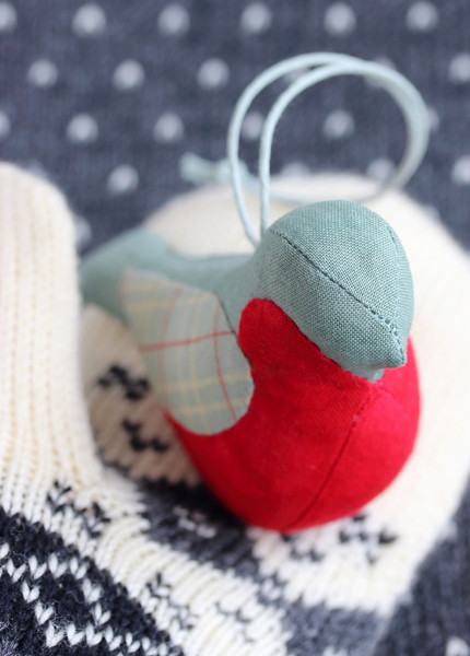 bullfinch christmas ornament sewing pattern-3.JPG