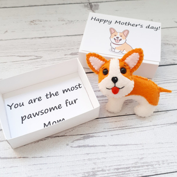 Corgi-plush-Mothers-day-gift-from-daughter