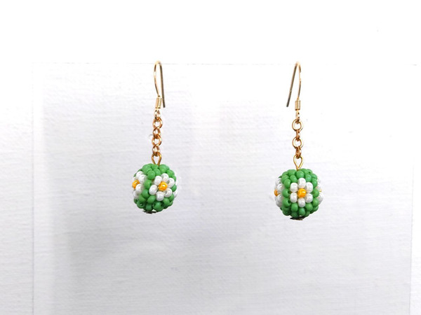 ball daizy earrings dangle drop earrings green earrings 2.jpg