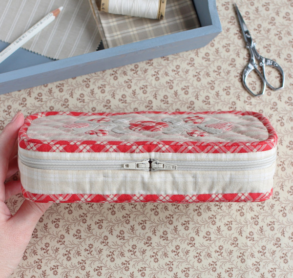 zipper-sewing-kit-sewing-pattern-3.JPG