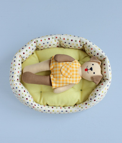 mini-dog-with-bed-sewing-pattern-2.jpg
