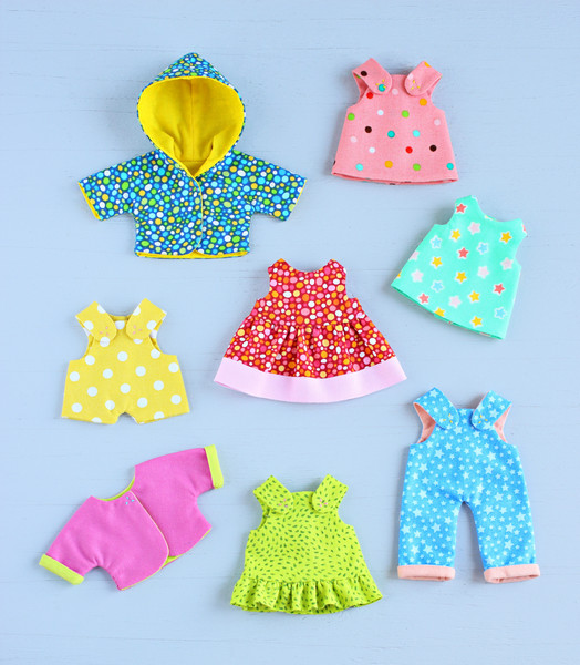 mini-dolls-with-clothes-2.jpg