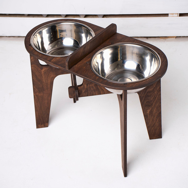 https://www.inspireuplift.com/resizer/?image=https://cdn.inspireuplift.com/uploads/images/seller_products/1669137676_elevated-bowls-dog-feeder-station-for-large-dog.jpg&width=600&height=600&quality=90&format=auto&fit=pad