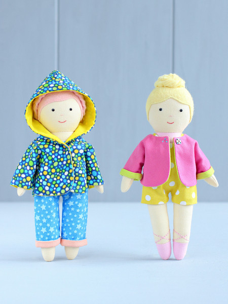 mini-dolls-with-clothes-11.jpg