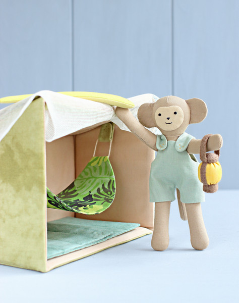 safari-camping-tent-for-mini-lion-and-monkey-dolls-sewing-pattern-17.jpg
