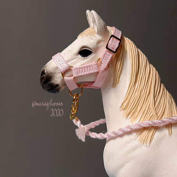 schleich-horse-tack-accessories-model-toy-halter-and-lead-rope-custom-MariePHorses-Marie-P-Horses-collecta-safari-mojo-papo-gift-kids