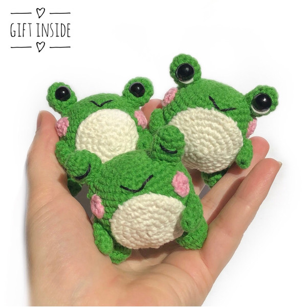 Squishy frog plush, Frog stress ball, Crochet frog