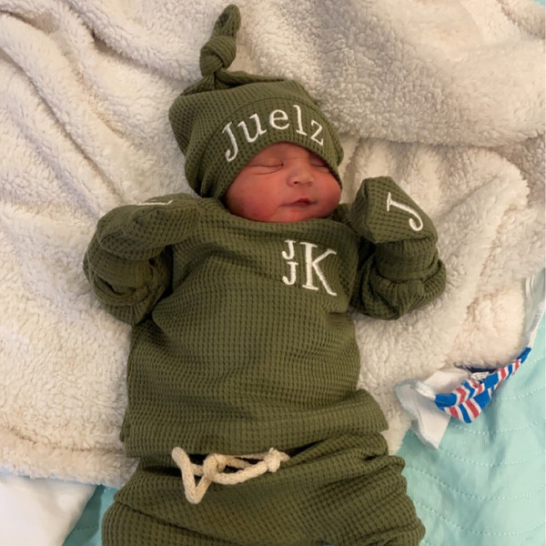 Army Green baby clothes Minimalist going home outfit - Inspire Uplift