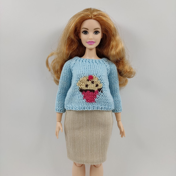 Barbie curvy cupcake sweater.jpg