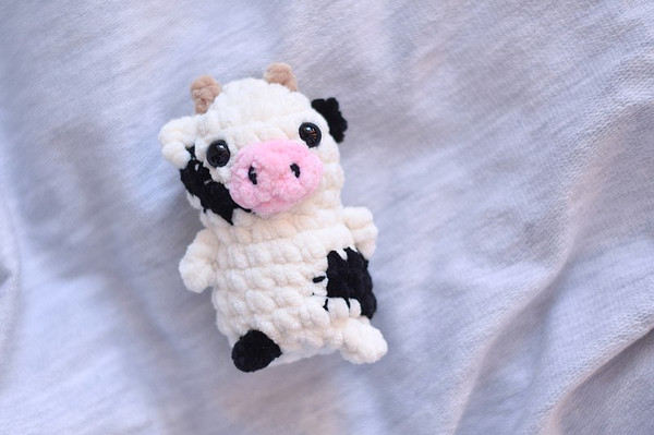 cow-hanging-toy