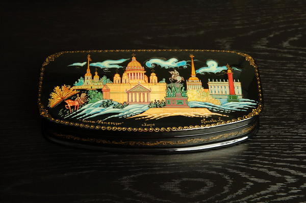 Winter in St Petersburg lacquer box