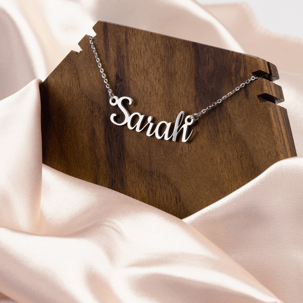 personalized name necklace silver 1.jpg