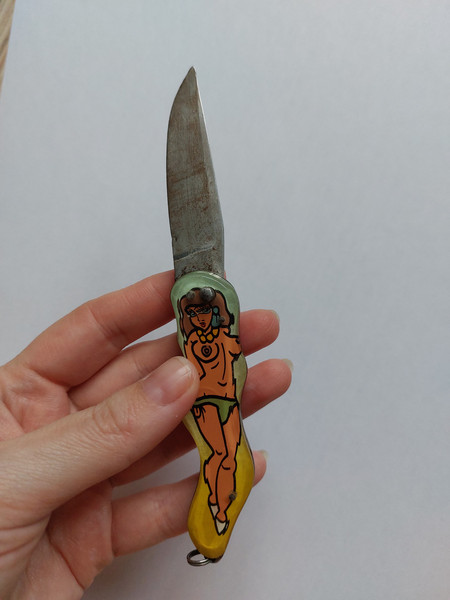 Handmade knife girl
