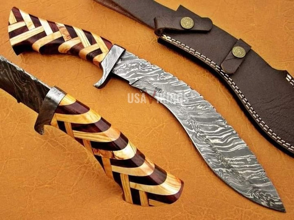 Beautiful Handmade Damascus Fantasy Dagger Knife With Golden Bone Handle And with FREE Leather Sheath, Gift Giving Knife.jpg