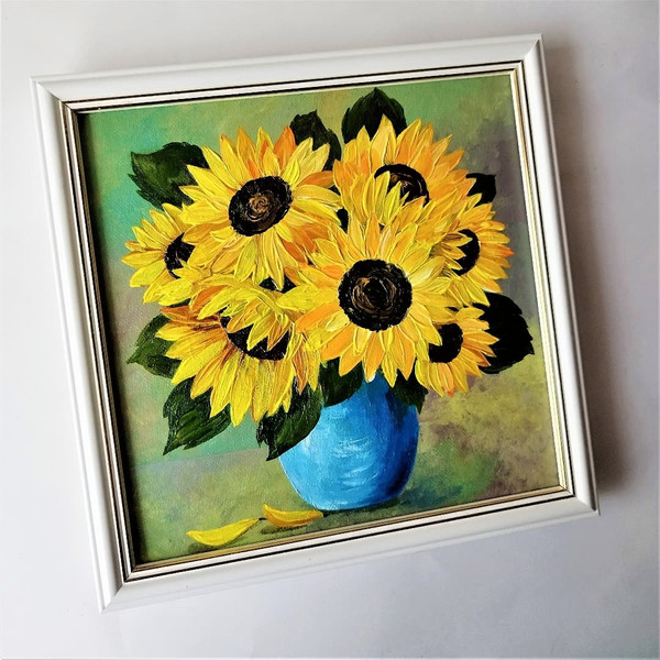 Handwritten-bouquet-of-sunflowers-in-a-vase-by-acrylic-paints-2.jpg