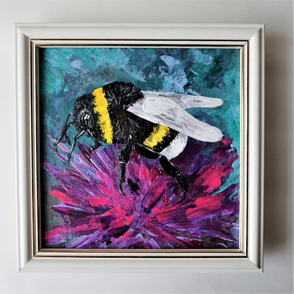 Painting-impasto-a-bumblebee-sits-on-a-pink-aster-flower-by-acrylic-paints-3.jpg