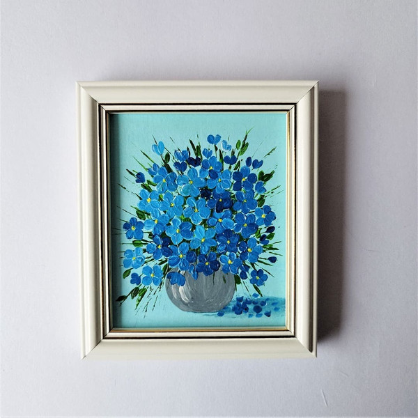 Handwritten-bouquet-of-forget-me-nots-in-a-vase-by-acrylic-paints-6.jpg