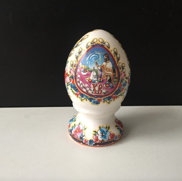 Handmade Russian Ceramic Easter egg flowers