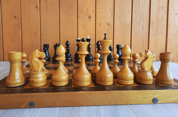 classic_chess_good5.jpg