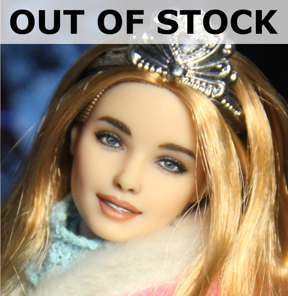 Cute Barbie Joyce doll face