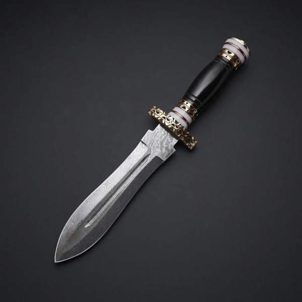 Damascus Steel Beautiful Handmade Dagger Knife With Leather Sheath  Best GIFT2.jpg