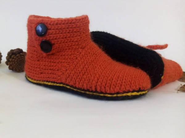 crochet_slippers.jpg