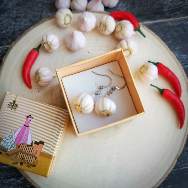 garlic earrings2.jpg
