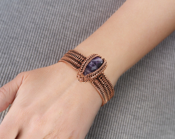 faceted amethyst pure copper wire wrapped bracelet bangle handmade jewelry wire wrap art (6).jpeg