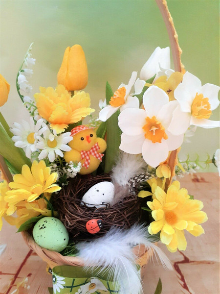 easter-flower-basket-arrangement-3.jpg