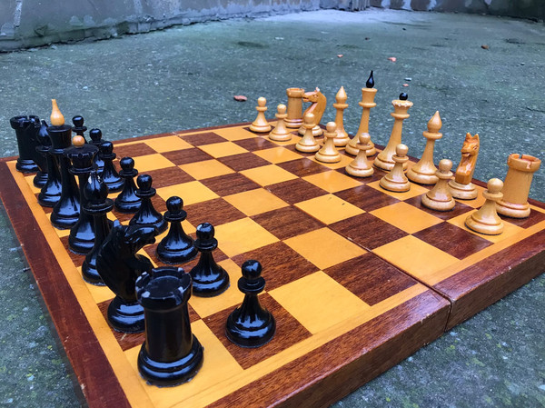 street_chess3.jpg