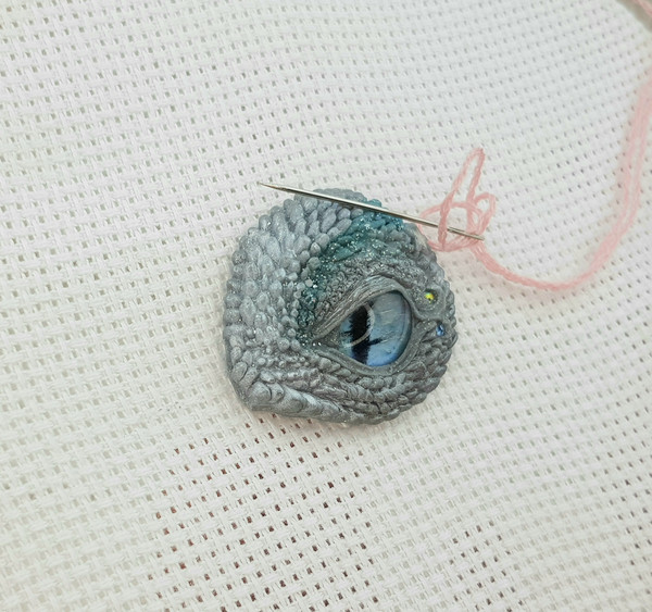 Gray Dragon Eye Needle Minder Magnet for Cross Stitch Gif 7.jpg