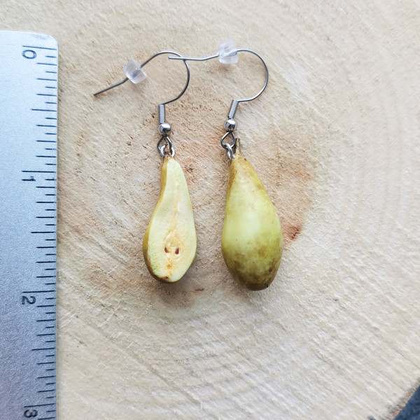 pear earrings5.jpg