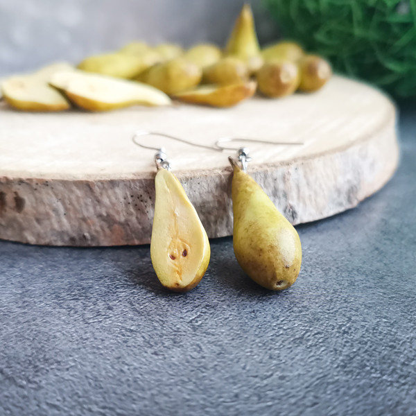 pear earrings2.jpg