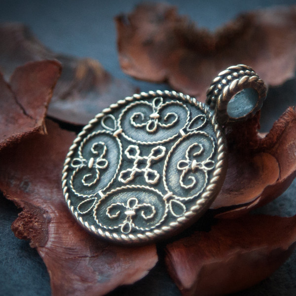 viking-ornament-pendant